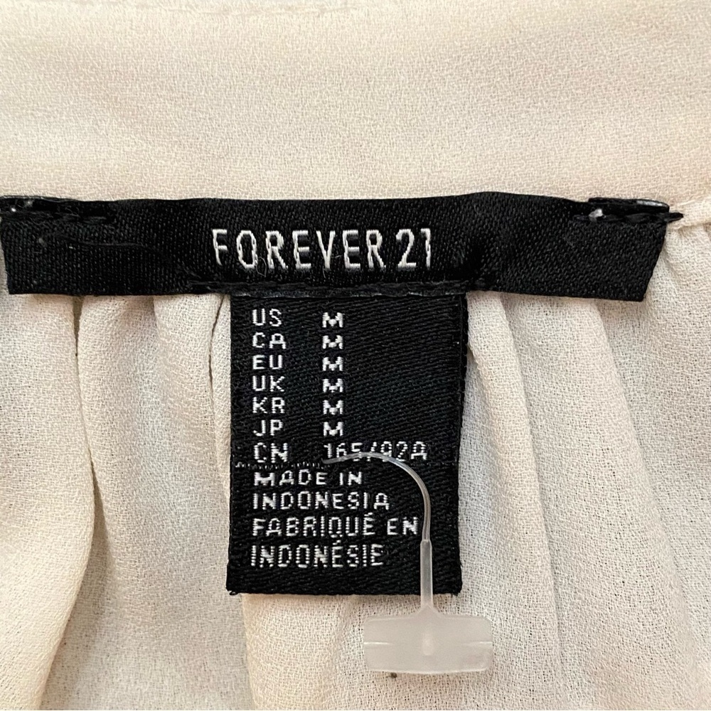 FOREVER 21 Women's Classy Cream Button-Up Blouse US M - Picture 5 of 10